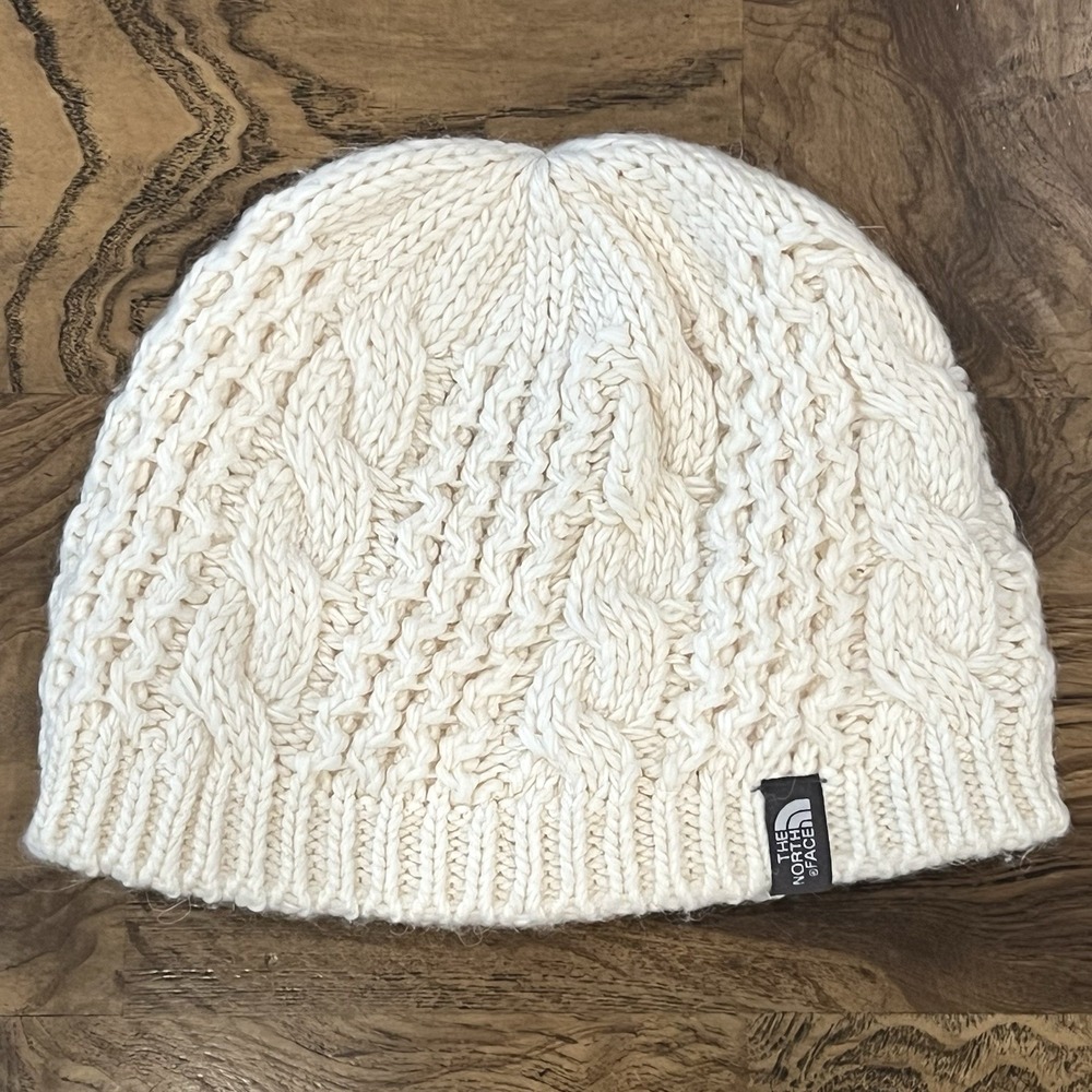 The North Face Beanie Women OS Cream Excellent Cable Knit Fleece Lined Alpaca